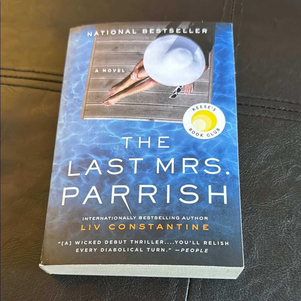 The Last Mrs. Parrish by Liv Constantine - Blue Cover